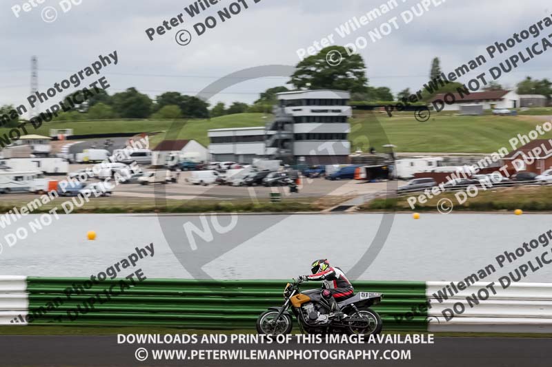 enduro digital images;event digital images;eventdigitalimages;mallory park;mallory park photographs;mallory park trackday;mallory park trackday photographs;no limits trackdays;peter wileman photography;racing digital images;trackday digital images;trackday photos